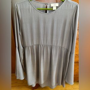 Long sleeve top with bell sleeves